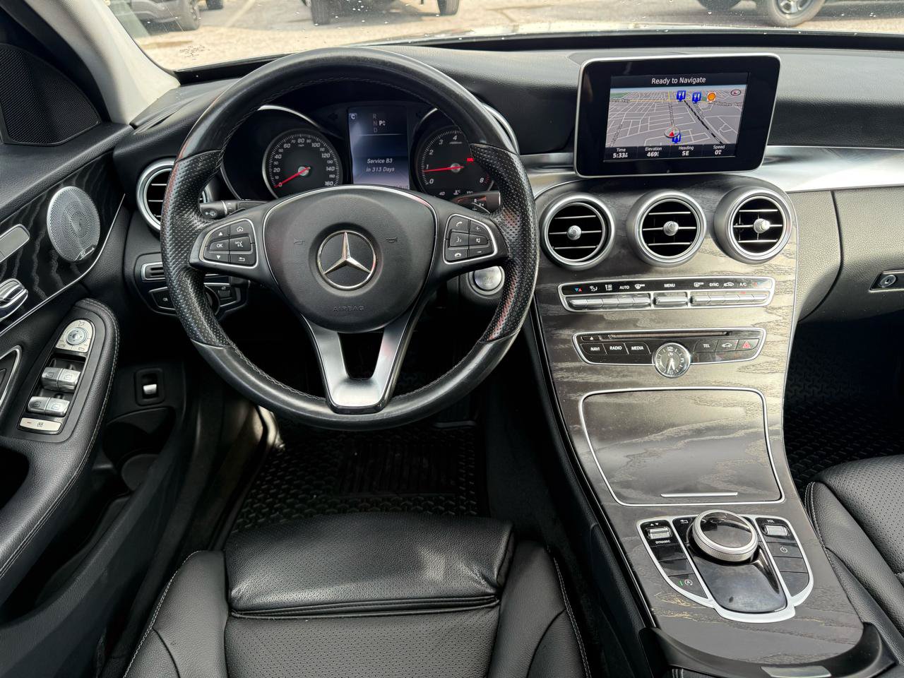 Used 2017 Mercedes-Benz C 300 4MATIC Sedan image 27