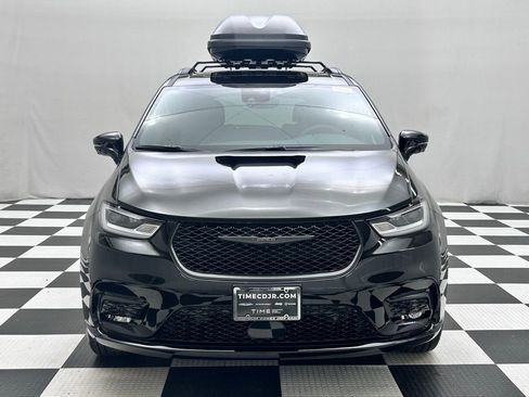 New 2026 Chrysler Pacifica Select AWD/4WD image 3