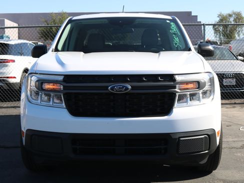 Used 2023 Ford Maverick XLT FWD image 3