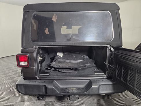 Used 2024 Jeep Wrangler Unlimited Sport AWD/4WD image 26
