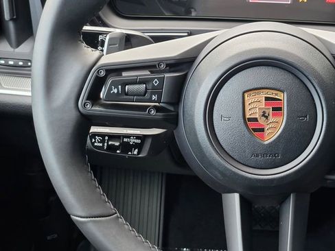 Used 2026 Porsche Cayenne image 16