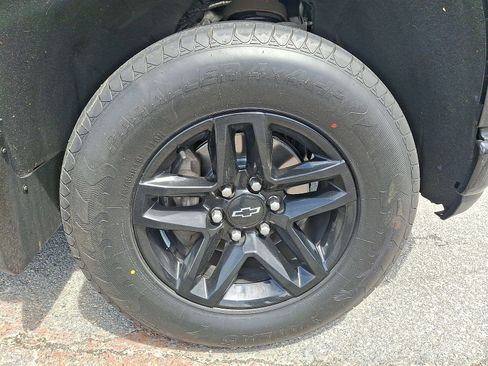 Used 2021 Chevrolet Silverado 1500 LT Trail Boss w/ LT Trail Boss Premium Package AWD/4WD image 8