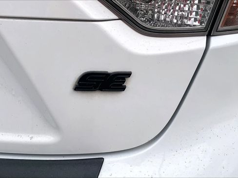 Used 2024 Toyota Corolla SE FWD image 10