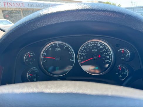 Used 2013 GMC Yukon SLT w/ SLT-2 Equipment Package image 30