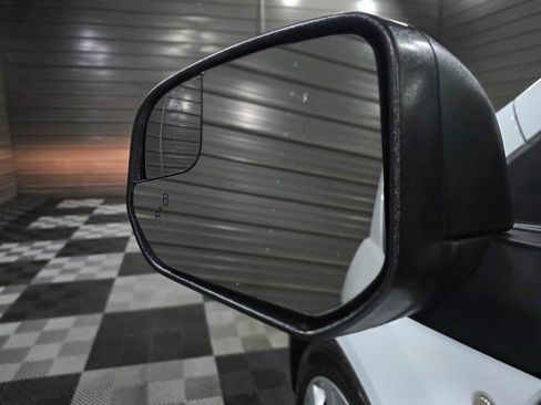 Used 2023 Ford Transit Connect XL image 30