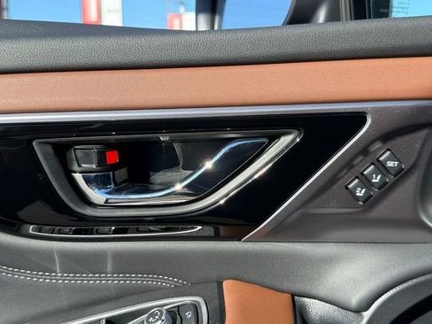 Used 2025 Subaru Outback Touring image 20