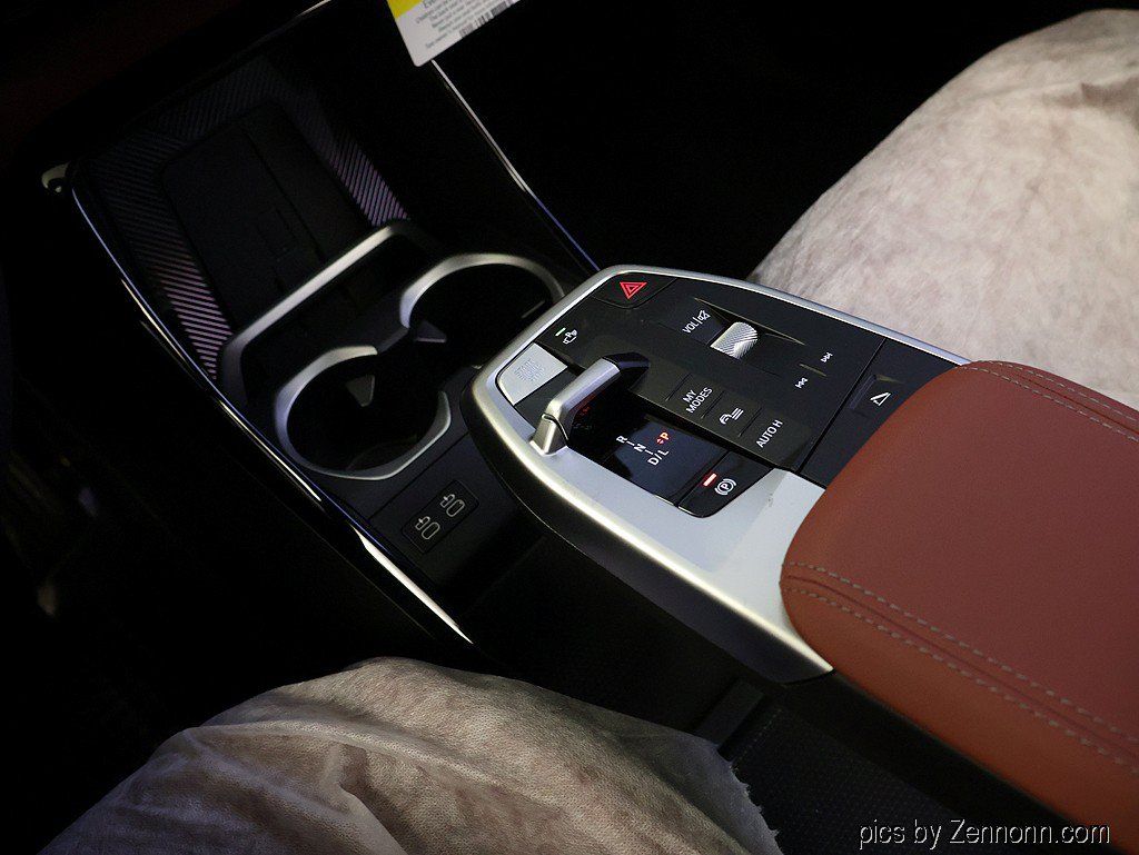 New 2027 BMW X1 xDrive28i AWD/4WD image 25