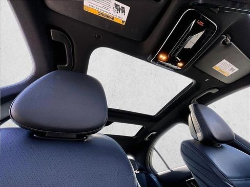 Certified 2022 Mercedes-Benz C 300 4MATIC Sedan image 17