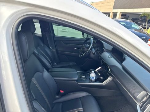 Used 2024 MAZDA CX-90 3.3 Turbo w/ Select Package AWD/4WD image 8