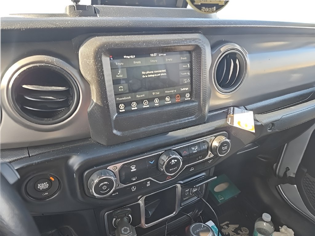 Used 2022 Jeep Gladiator Sport AWD/4WD image 8