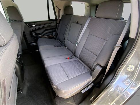 Used 2018 Chevrolet Tahoe LS RWD image 21