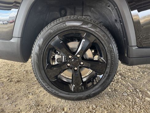 New 2025 Jeep Grand Cherokee L Limited w/ Black Appearance Package image 47