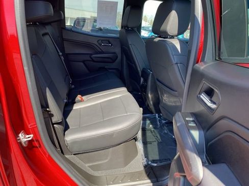 Used 2024 Chevrolet Colorado LT w/ LT Convenience Package III image 22
