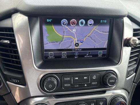 Used 2018 Chevrolet Tahoe LT w/ LT Signature Package AWD/4WD image 23