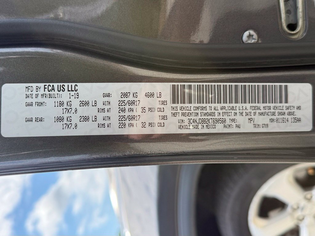 Used 2019 Jeep Compass Latitude w/ Cold Weather Group AWD/4WD image 49