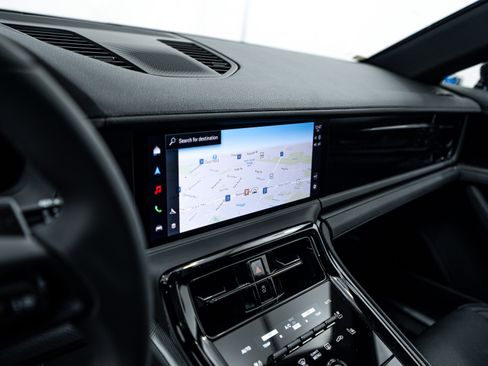 Certified 2026 Porsche Panamera 4 AWD/4WD image 16