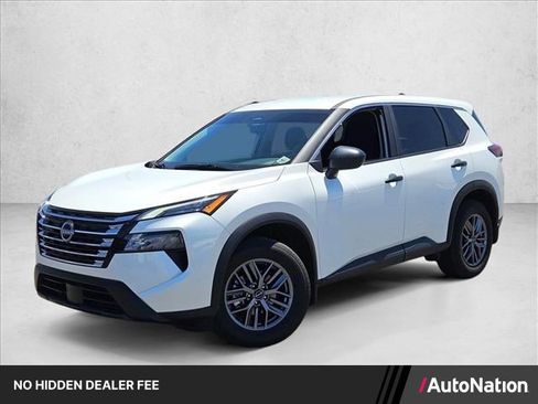 Used 2025 Nissan Rogue S FWD image 1