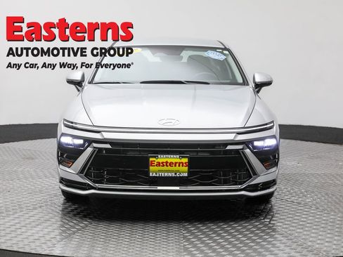 Used 2024 Hyundai Sonata SEL image 2