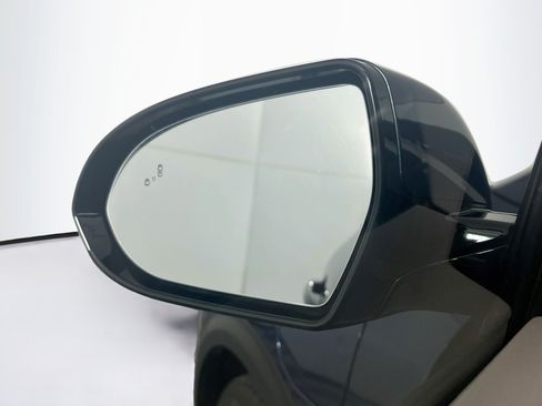 Used 2022 Kia Niro EX FWD image 16