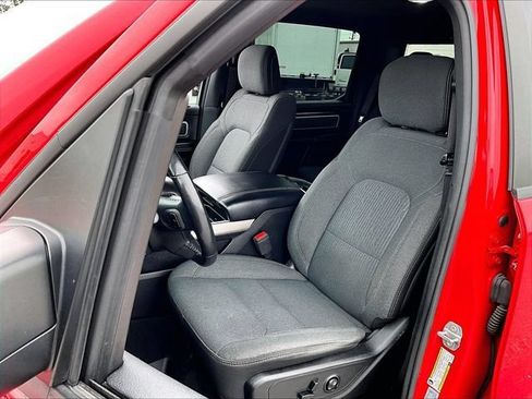Used 2020 RAM 1500 Big Horn AWD/4WD image 10