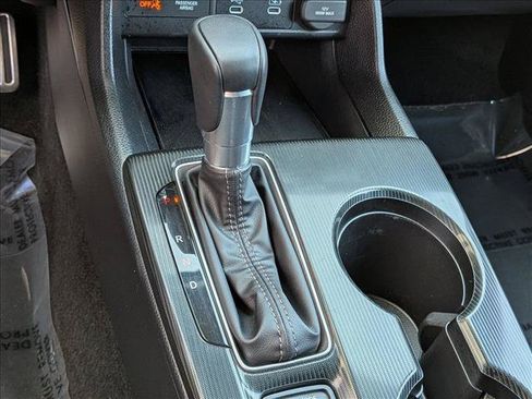 Used 2025 Honda Civic Sport image 13