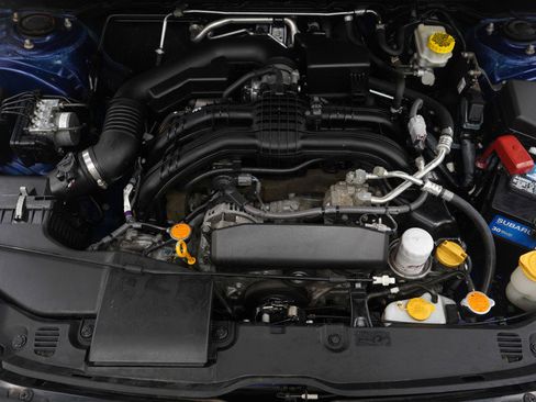 Used 2017 Subaru Impreza 2.0i Premium image 30