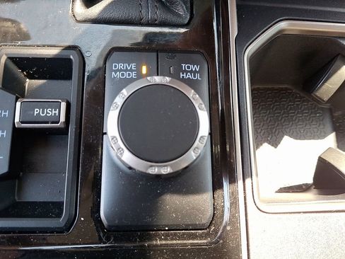 Used 2023 Toyota Tundra Limited w/ Power Package image 19