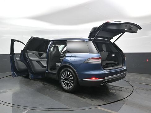 Used 2020 Lincoln Aviator Reserve w/ Equipment Group 201A AWD/4WD image 49
