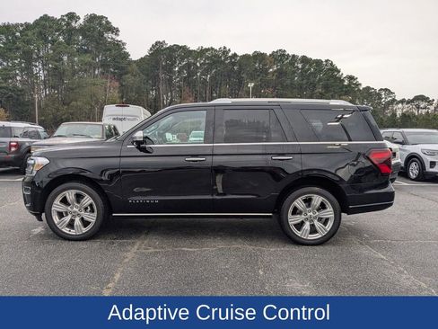 Used 2023 Ford Expedition Platinum image 7