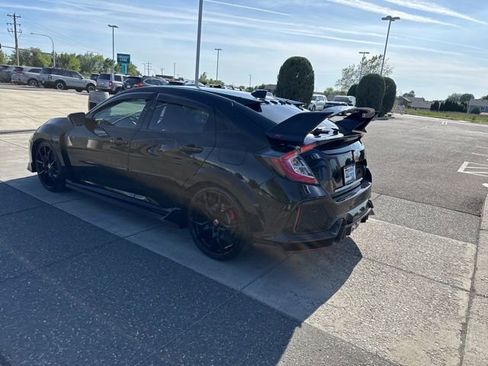 Used 2019 Honda Civic Type R image 8