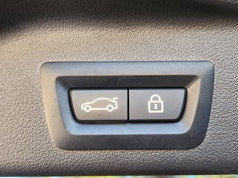 Used 2023 BMW X5 sDrive40i w/ Premium Package image 36