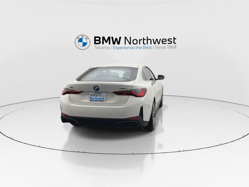 Used 2025 BMW i4 xDrive40i w/ Premium Package image 2