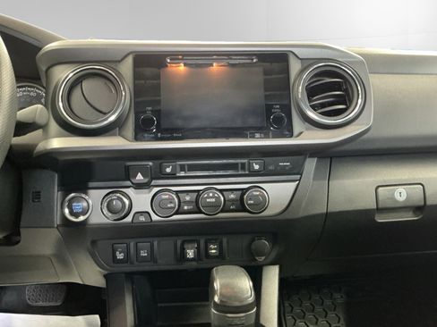 Used 2019 Toyota Tacoma TRD Pro AWD/4WD image 11