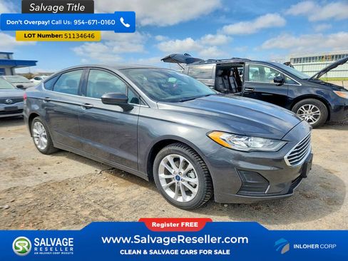 Used 2020 Ford Fusion SE FWD image 5