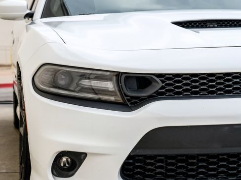 Used 2019 Dodge Charger Scat Pack w/ Navigation & Travel Group RWD image 52