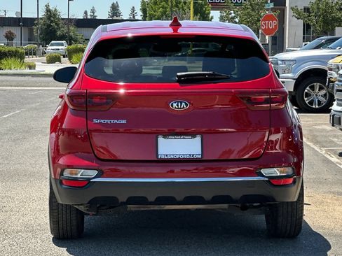 Used 2022 Kia Sportage LX FWD image 8