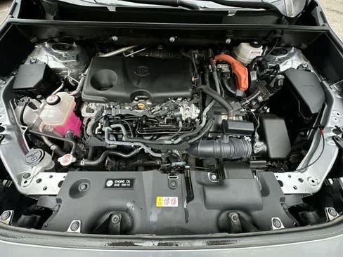 Used 2023 Toyota RAV4 Limited AWD/4WD image 24