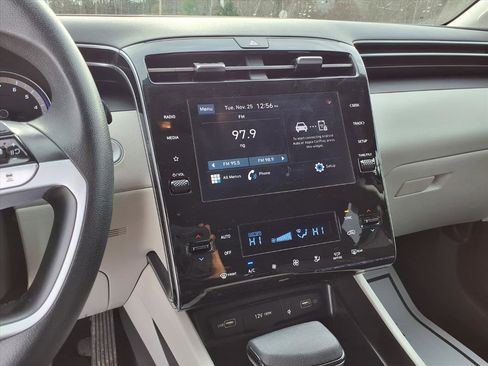 Used 2024 Hyundai Tucson SEL image 19