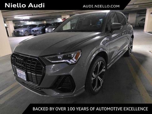 Used 2023 Audi Q3 2.0T Premium Plus w/ Premium Plus Package AWD/4WD image 1