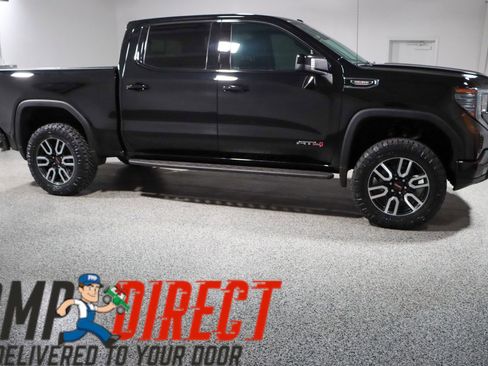 Used 2024 GMC Sierra 1500 AT4 w/ Technology Package AWD/4WD image 6