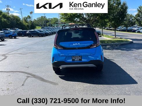 Certified 2024 Kia Soul S FWD image 7