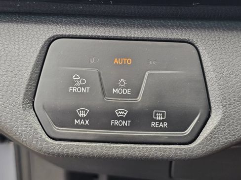 Used 2023 Volkswagen ID.4 Pro S AWD/4WD image 29