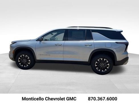 New 2026 Chevrolet Traverse Z71 w/ Enhanced Driving Package AWD/4WD image 7