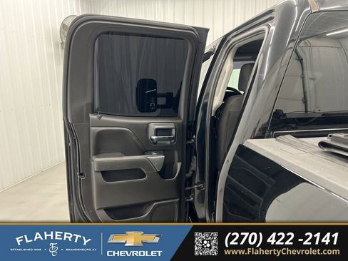Used 2017 Chevrolet Silverado 1500 LT w/ All Star Edition image 10