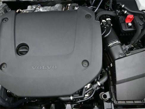 Used 2024 Volvo XC90 B6 Plus w/ Protection Package Premier image 35