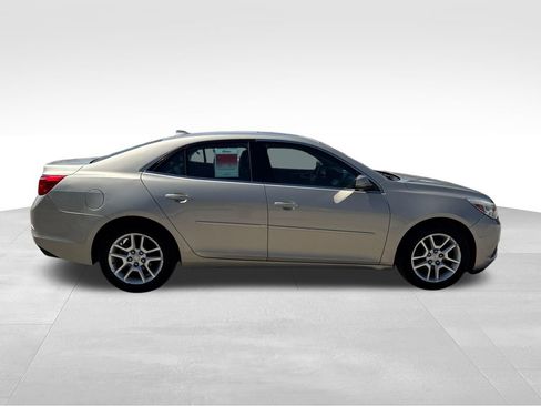 Used 2014 Chevrolet Malibu LT w/ Power Convenience Package FWD image 7