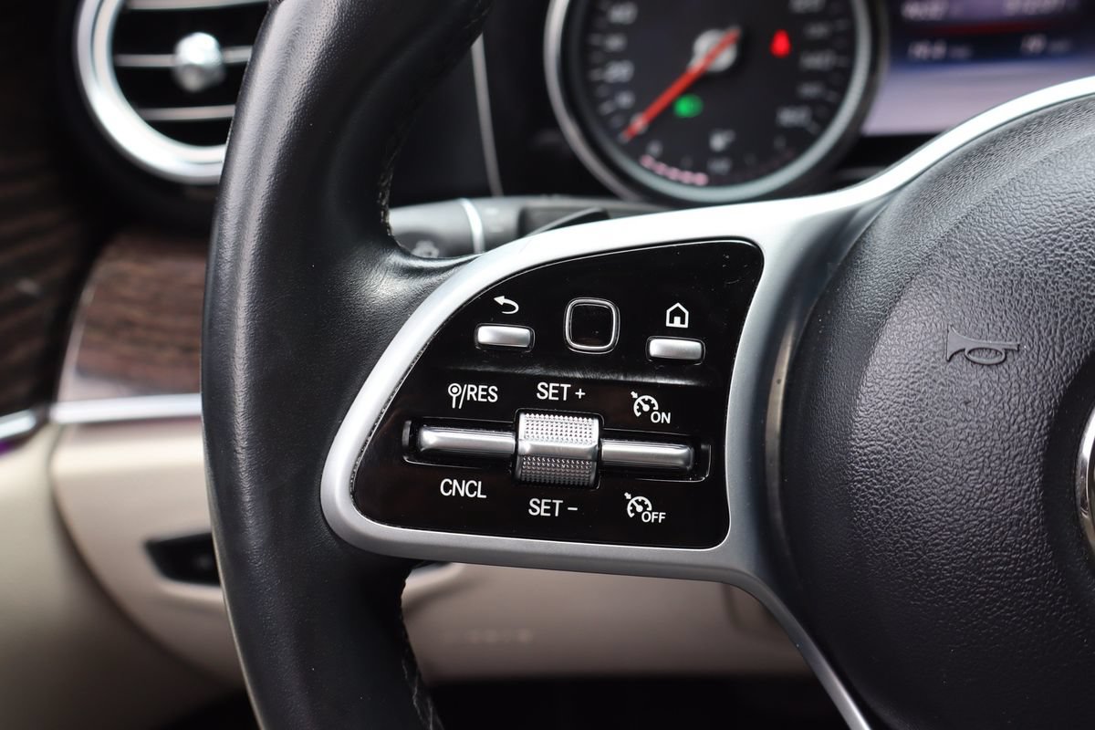Used 2019 Mercedes-Benz E 450 4MATIC Sedan w/ Premium Package image 15