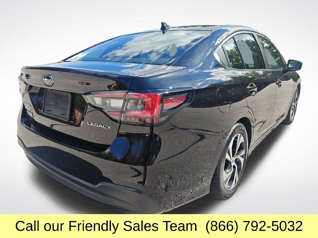 Used 2022 Subaru Legacy Premium AWD/4WD image 6