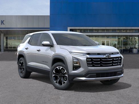 New 2027 Chevrolet Equinox LT w/ Safety and Technology Package FWD image 7