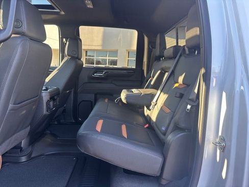 New 2025 GMC Sierra 2500 AT4 w/ AT4 Premium Plus Package image 33